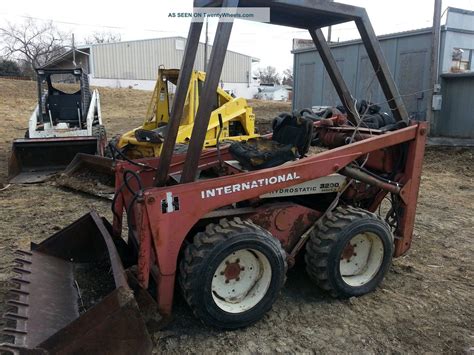 international 3300 skid steer specs|ih 3200 a skid steer.